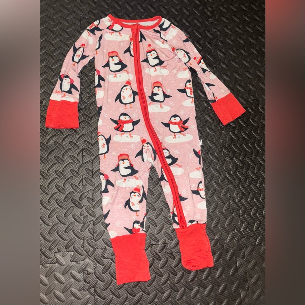 Little Sleepies Ice Skating Penguins zippy (3-6m)